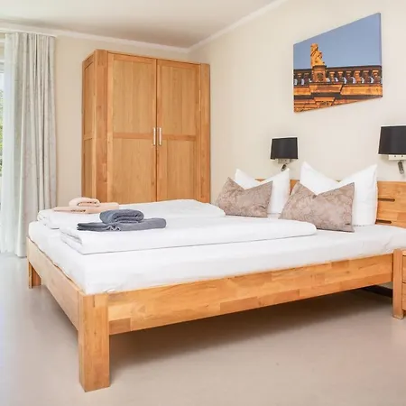 Hofgaertnerhaus 3* Дрезден